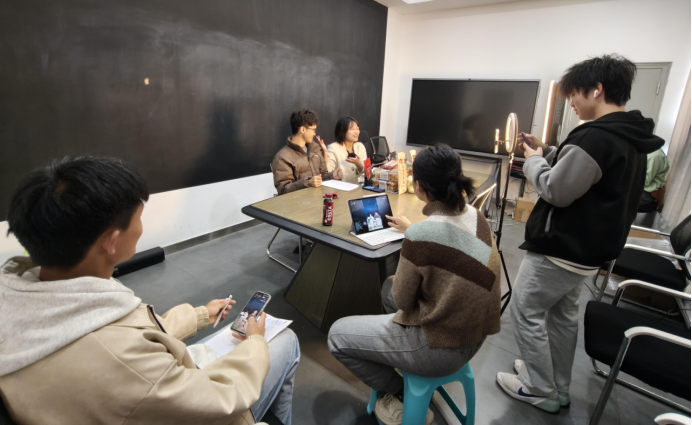 湖工大学子以电商搭桥 同心共促乃东振兴